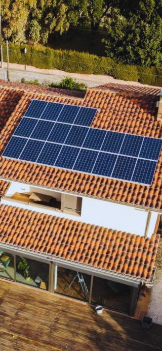 Implementación de Proyectos solares en Hogares